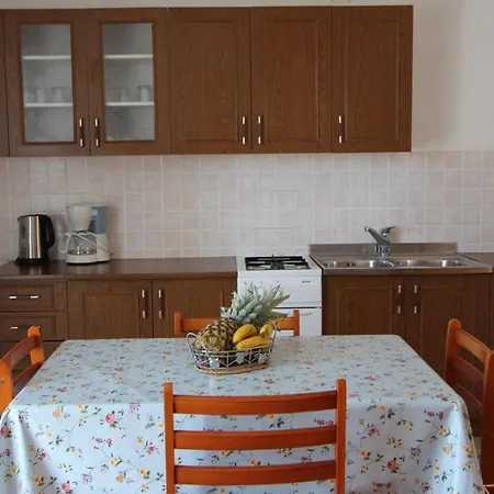 Ravlic Ana 3* 말린스카