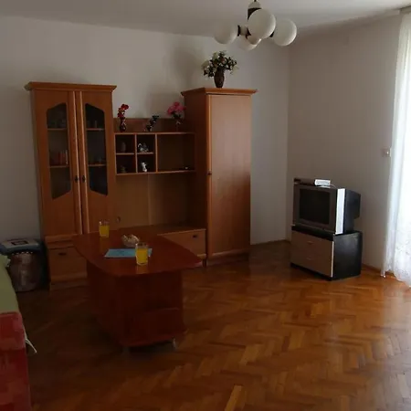 Ravlic Ana 말린스카