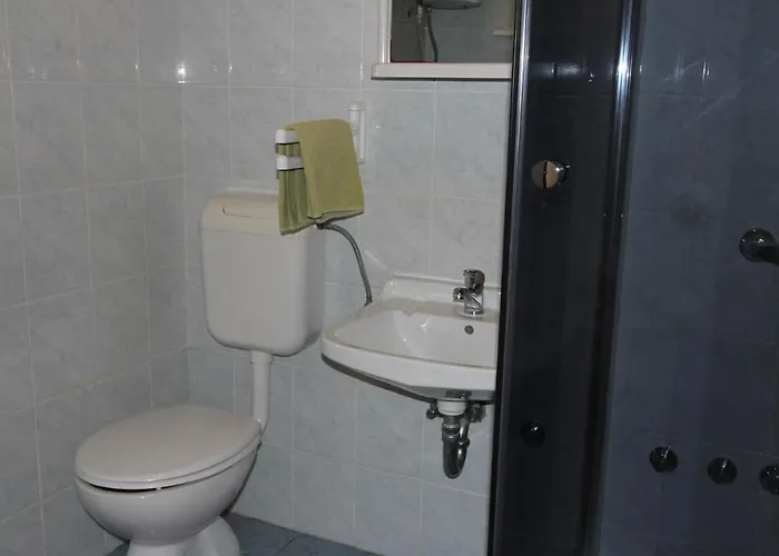 Ravlic Ana Affittacamere 3*
